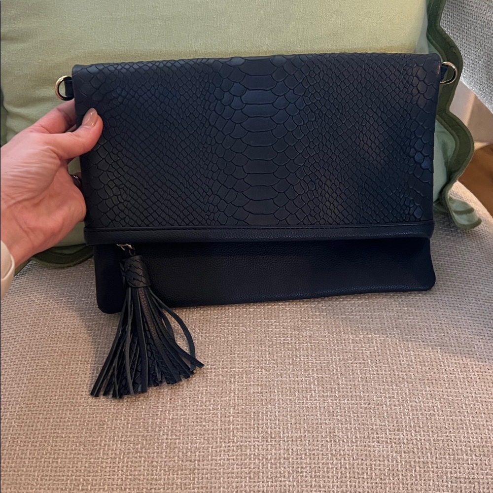 GiGi New York Rachel fold-over clutch navy embossed python leather - Picture 2 of 7